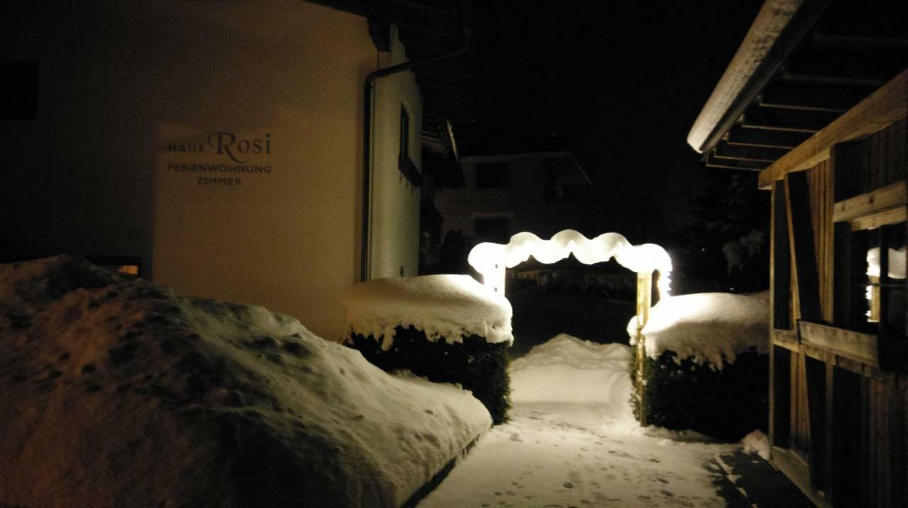 Haus Rosi Apartment Sankt Leonhard im Pitztal Exterior photo